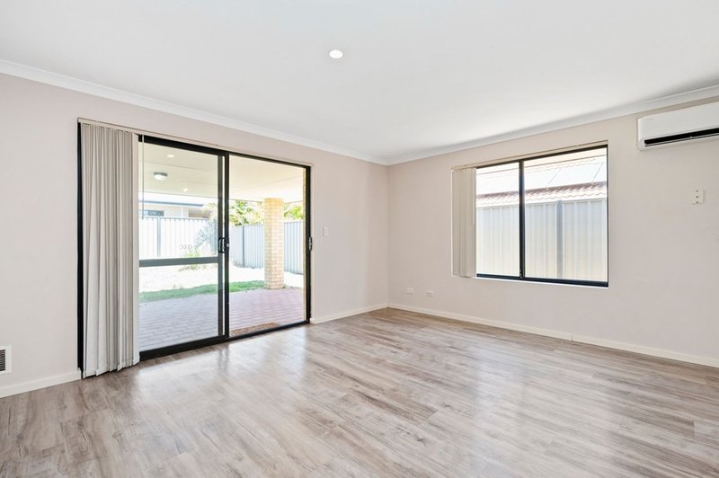 Photo - 43 Tamworth Boulevard, Baldivis WA 6171 - Image 6