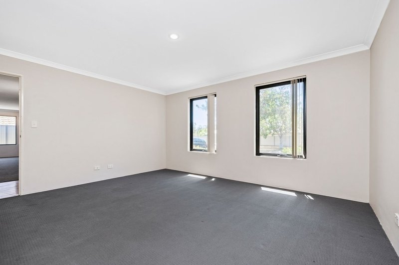 Photo - 43 Tamworth Boulevard, Baldivis WA 6171 - Image 13