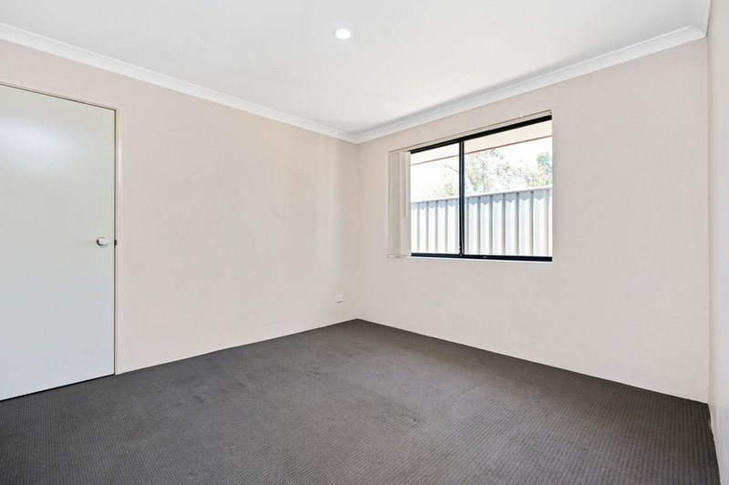 Photo - 43 Tamworth Boulevard, Baldivis WA 6171 - Image 17