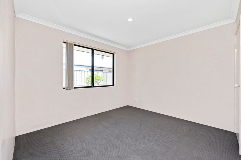 Photo - 43 Tamworth Boulevard, Baldivis WA 6171 - Image 19