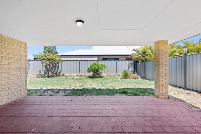 Photo - 43 Tamworth Boulevard, Baldivis WA 6171 - Image 24