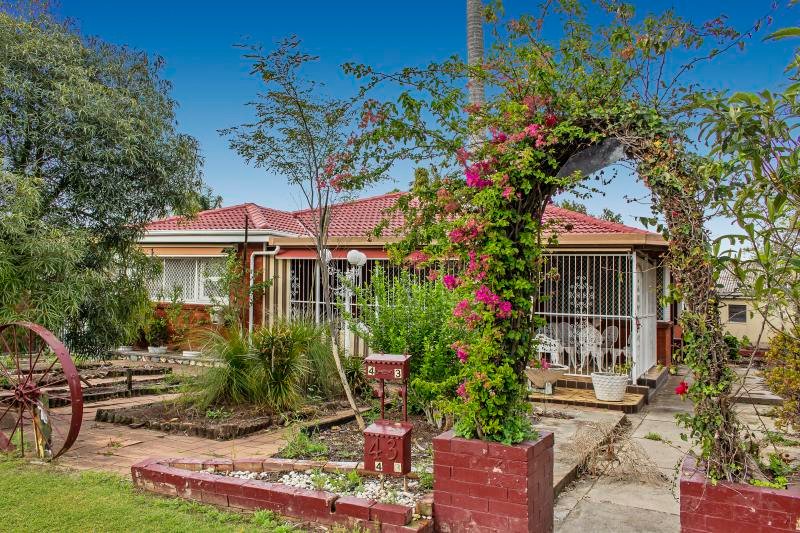 43 Thompson Avenue, Moorebank NSW 2170