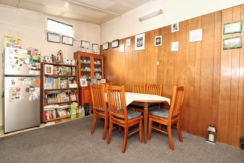 Photo - 43 Tilga Street, Canowindra NSW 2804 - Image 7