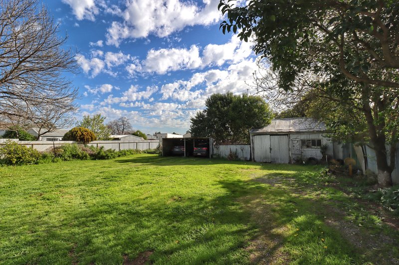 Photo - 43 Tilga Street, Canowindra NSW 2804 - Image 10