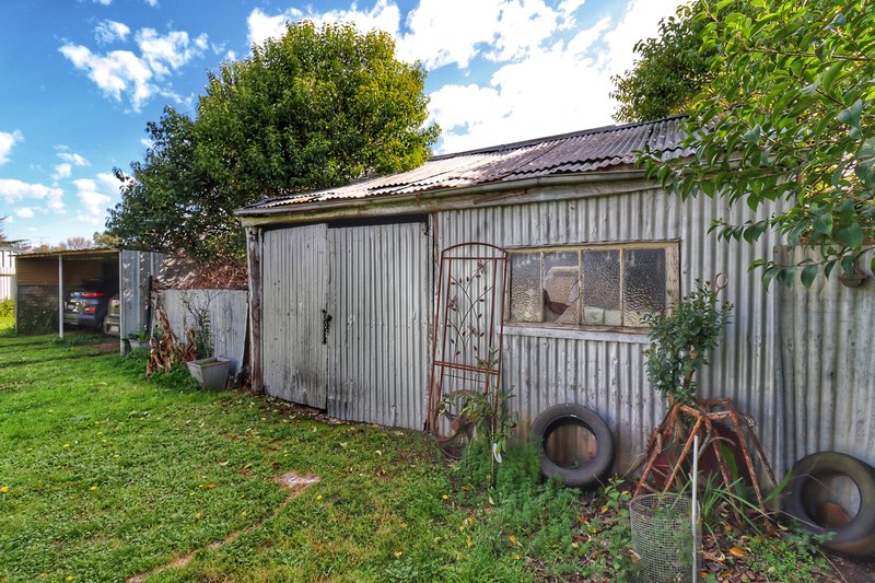 Photo - 43 Tilga Street, Canowindra NSW 2804 - Image 11