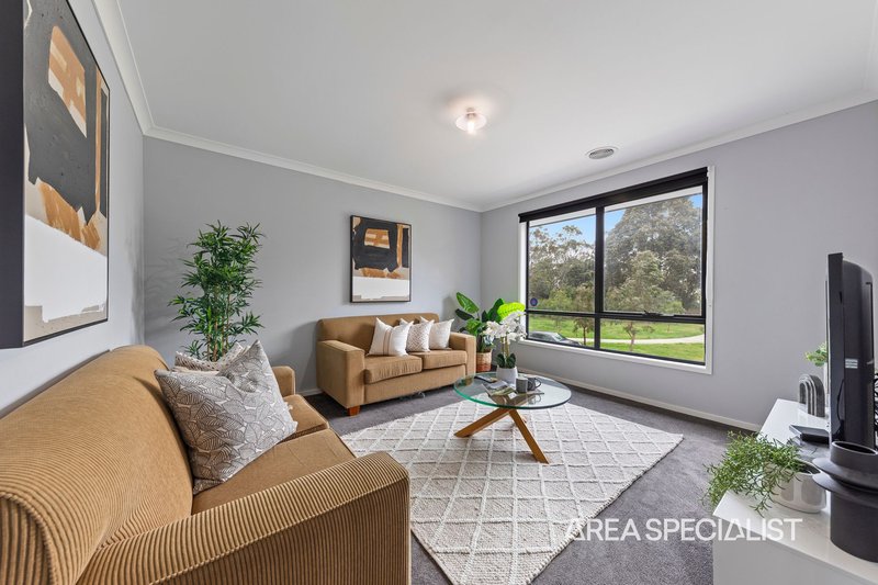 Photo - 43 Timberline Parkway, Pakenham VIC 3810 - Image 23