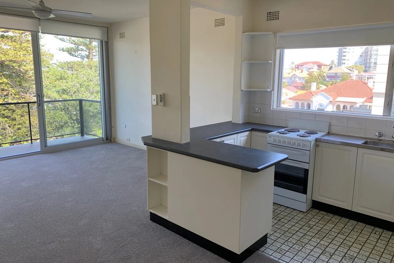 Photo - 4/3 Tower Street, Manly NSW 2095 - Image 3