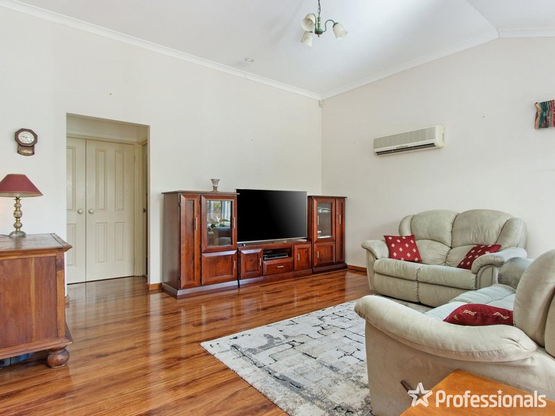 Photo - 43 Trusty Parkway, Baldivis WA 6171 - Image 8