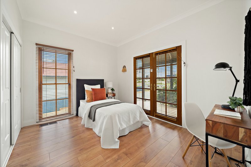 Photo - 43 Uriarra Road, Crestwood NSW 2620 - Image 7