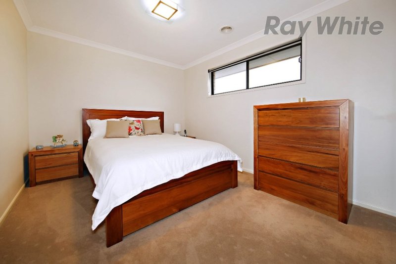 Photo - 43 Vaucluse Boulevard, Point Cook VIC 3030 - Image 16