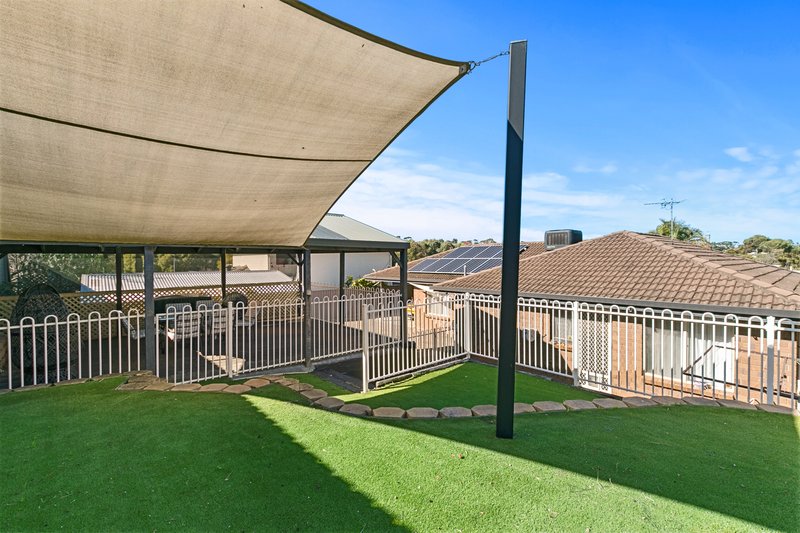 Photo - 43 Vennachar Drive, Hallett Cove SA 5158 - Image 14