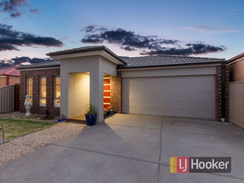 Photo - 43 Villella Drive, Pakenham VIC 3810 - Image 16