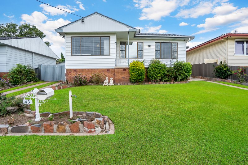 43 Vindin Street, Rutherford NSW 2320