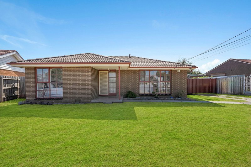 Photo - 43 Walnut Crescent, Noble Park VIC 3174 - Image 11