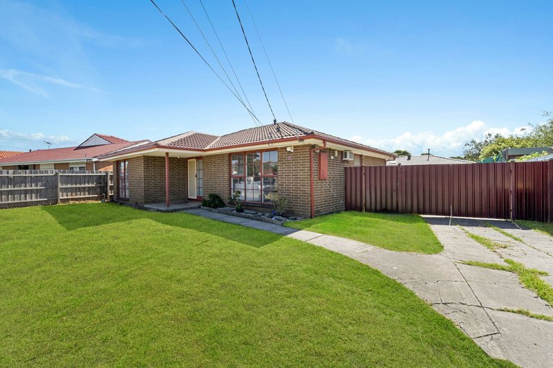 Photo - 43 Walnut Crescent, Noble Park VIC 3174 - Image 14