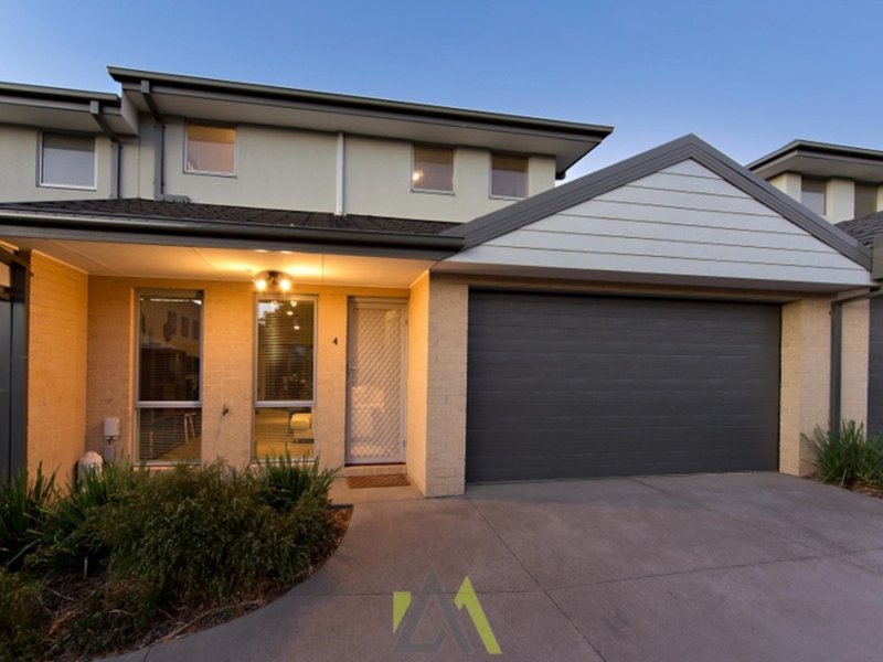 4/3 Warrenwood Place, Langwarrin VIC 3910