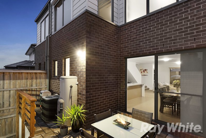 Photo - 43 Waverley Park Drive, Mulgrave VIC 3170 - Image 10