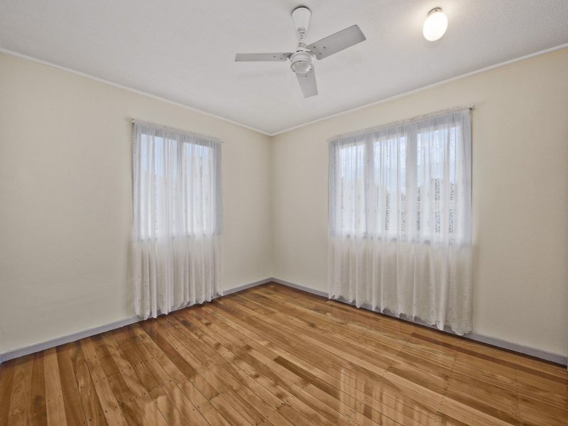 Photo - 43 Wedgetail Street, Inala QLD 4077 - Image 4