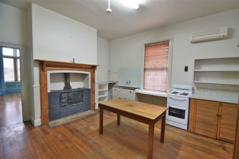 Photo - 43 West Goderich Street, Deloraine TAS 7304 - Image 3