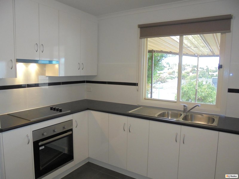 Photo - 43 Westall Way, Sheidow Park SA 5158 - Image 5