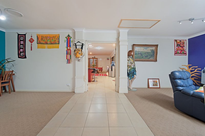 Photo - 43 Whittome Esplanade, Murrumba Downs QLD 4503 - Image 10