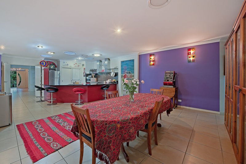 Photo - 43 Whittome Esplanade, Murrumba Downs QLD 4503 - Image 16