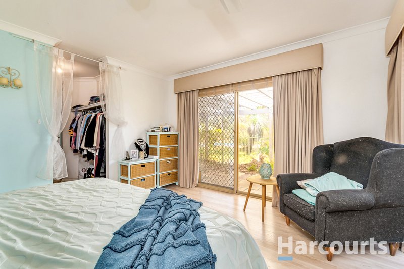 Photo - 43 Wildflower Drive, Carramar WA 6031 - Image 8