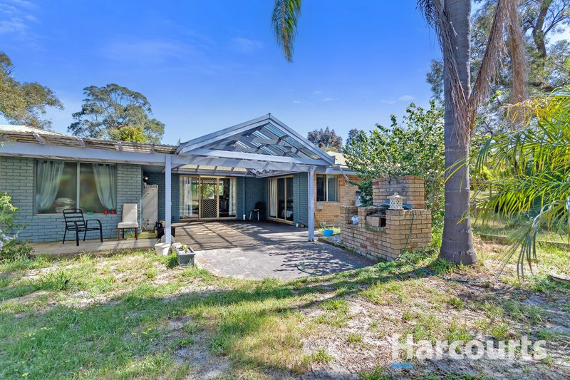 Photo - 43 Wildflower Drive, Carramar WA 6031 - Image 18