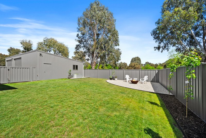 Photo - 43 Williams Drive, Mansfield VIC 3722 - Image 13