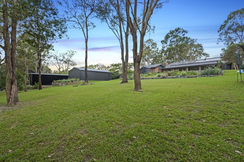 Photo - 43 Winderadeen Drive, Highland Park QLD 4211 - Image 7