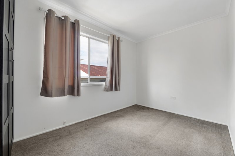 Photo - 43 Windsor Place, Deception Bay QLD 4508 - Image 8