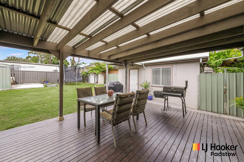 Photo - 43 Windsor Road, Padstow NSW 2211 - Image 8