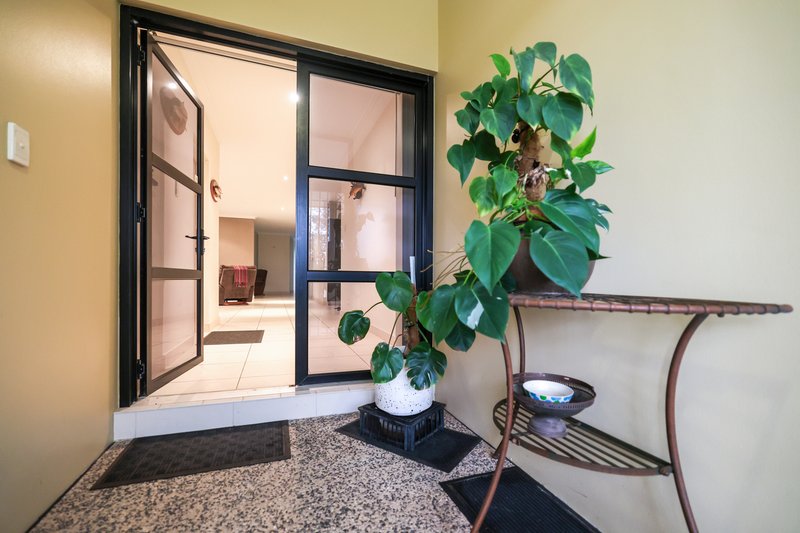 Photo - 43 Wood Crescent, Rosebery NT 0832 - Image 4