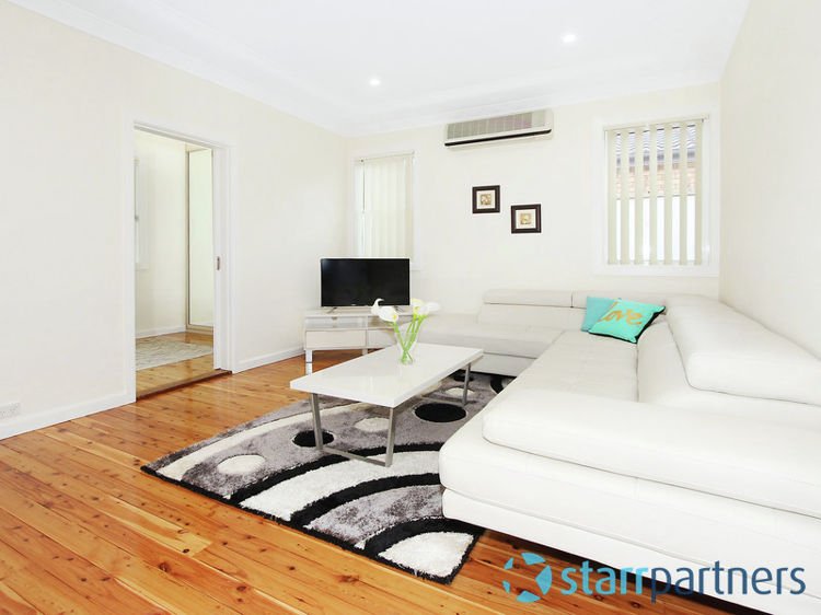 Photo - 43 Woodstock Street, Guildford NSW 2161 - Image 3