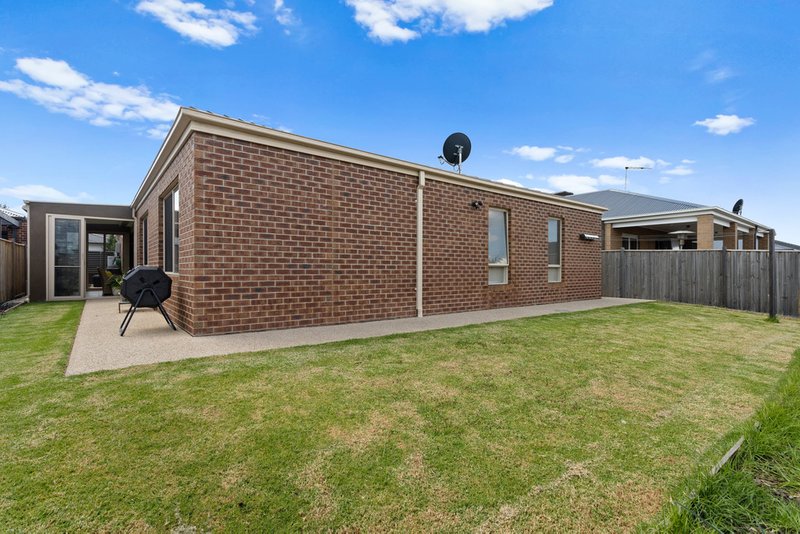 Photo - 43 Woorawa Drive, Doreen VIC 3754 - Image 14