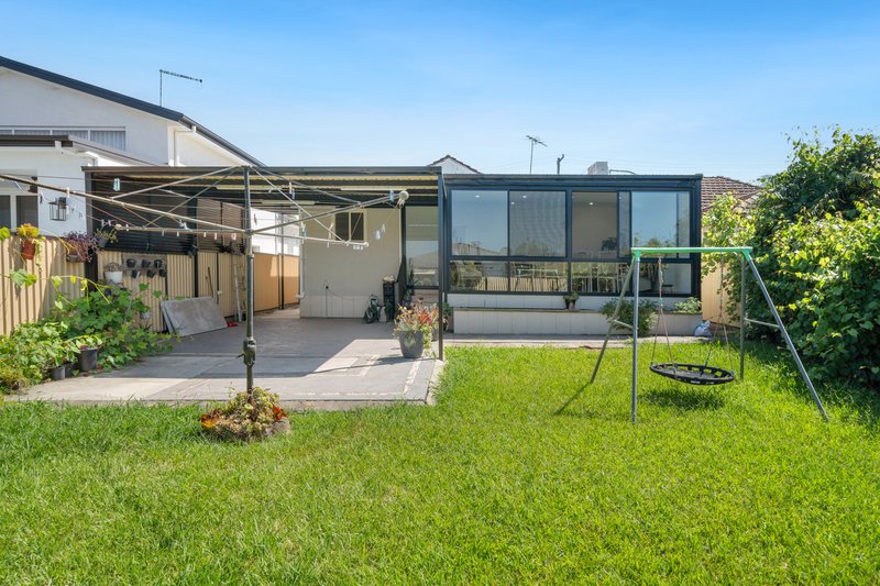 Photo - 43 Yanderra Street, Condell Park NSW 2200 - Image 5