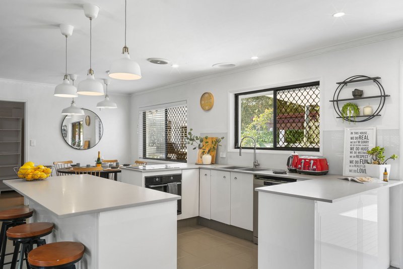 Photo - 43 Yangoora Crescent, Ashmore QLD 4214 - Image 3