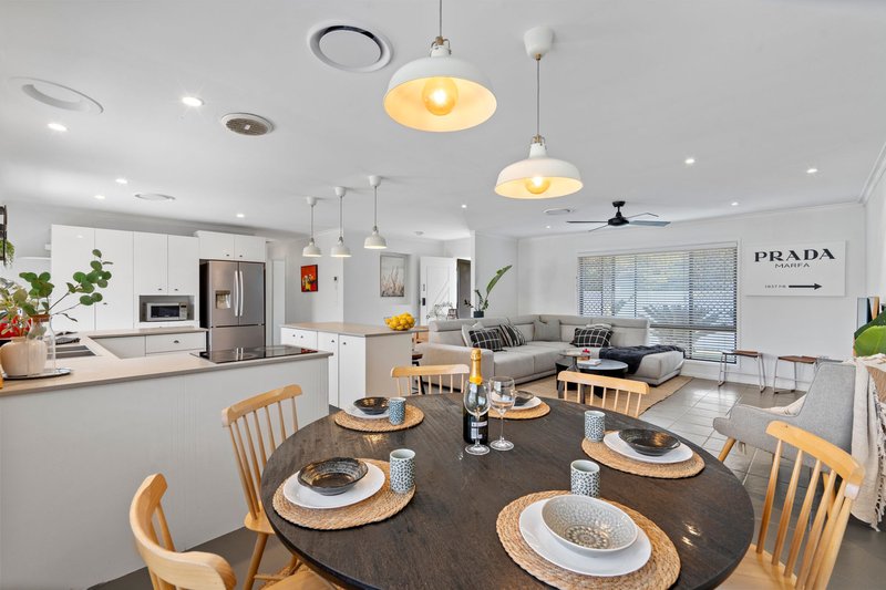 Photo - 43 Yangoora Crescent, Ashmore QLD 4214 - Image 6
