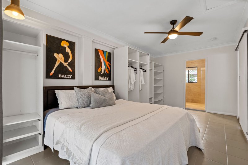 Photo - 43 Yangoora Crescent, Ashmore QLD 4214 - Image 11
