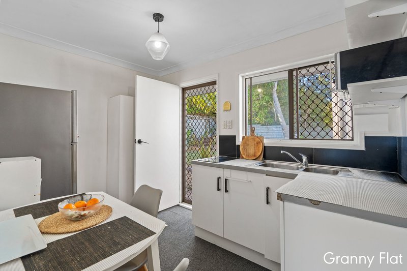 Photo - 43 Yangoora Crescent, Ashmore QLD 4214 - Image 21