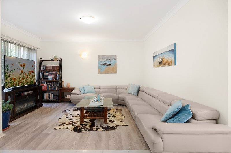Photo - 4/30-32 Albion Street, Roselands NSW 2196 - Image 2
