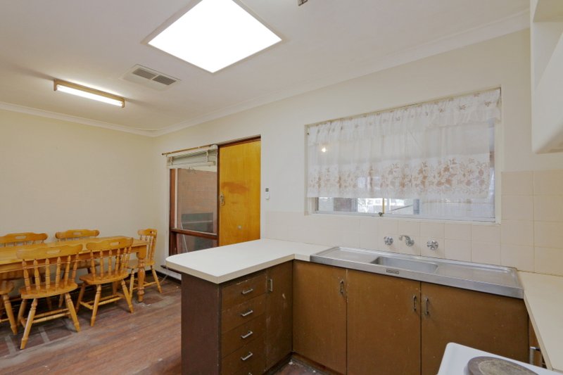 Photo - 430 Belmont Avenue, Kewdale WA 6105 - Image 3