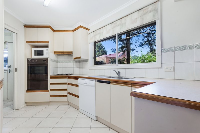 Photo - 430 Blackburn Road, Glen Waverley VIC 3150 - Image 3