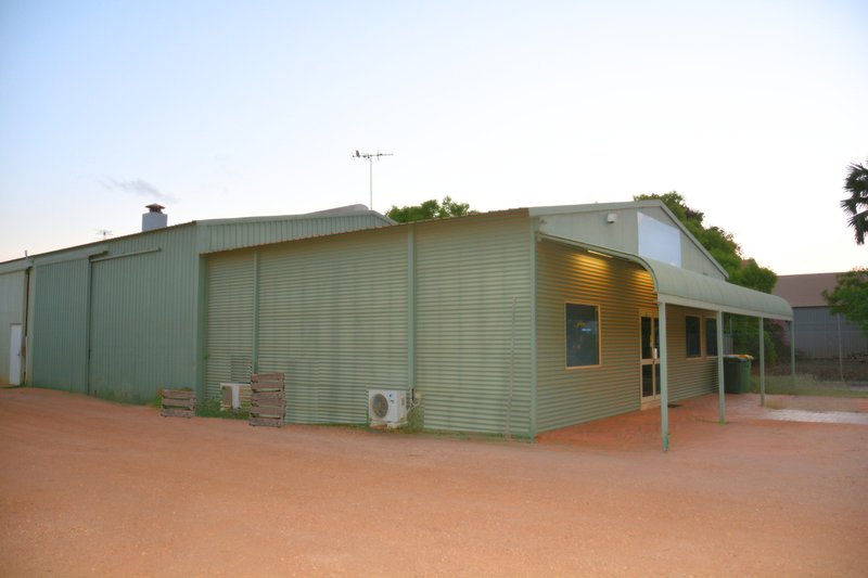 Photo - 4/30 Clementson Street, Broome WA 6725 - Image 2