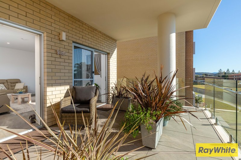 Photo - 4/30 Golf Links Drive, Batemans Bay NSW 2536 - Image 7