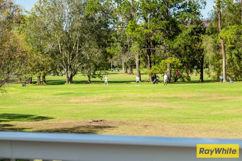 Photo - 4/30 Golf Links Drive, Batemans Bay NSW 2536 - Image 9