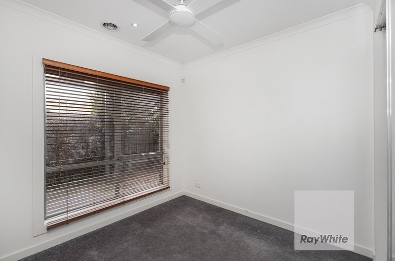 Photo - 4/30 Isla Avenue, Glenroy VIC 3046 - Image 7