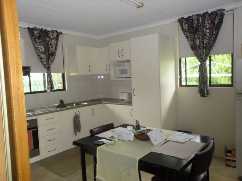 Photo - 4/30 Knight Street, Kingaroy QLD 4610 - Image 2