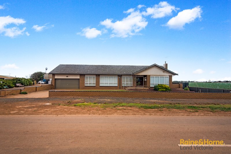 Photo - 430 Oconnors Road, Werribee South VIC 3030 - Image 4