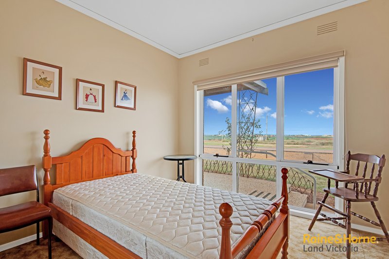 Photo - 430 Oconnors Road, Werribee South VIC 3030 - Image 10